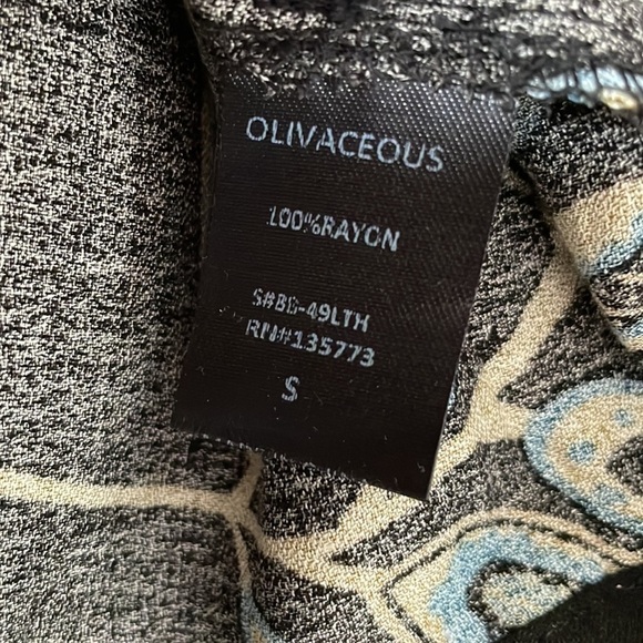 OLIVACEOUS Leaf Pattern Tie Front Bell Sleeve  Crop Top Size Small - Picture 5 of 8